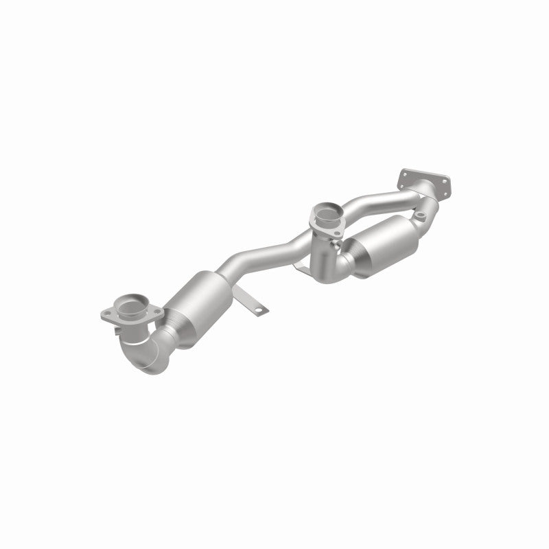 MagnaFlow Ford Windstar HM Grade Federal / EPA Compliant Direct-Fit Catalytic Converter 23542 360 Degree Image Set