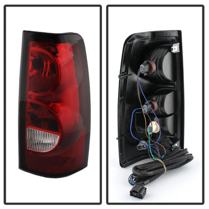 SPYDER xTune 03-06 Chevrolet Silverado 1500 (w/o Stepside) Tail Light - OEM Right (ALT-JH-CS03-OE-R) 9037962 9037962 Photo - Unmounted
