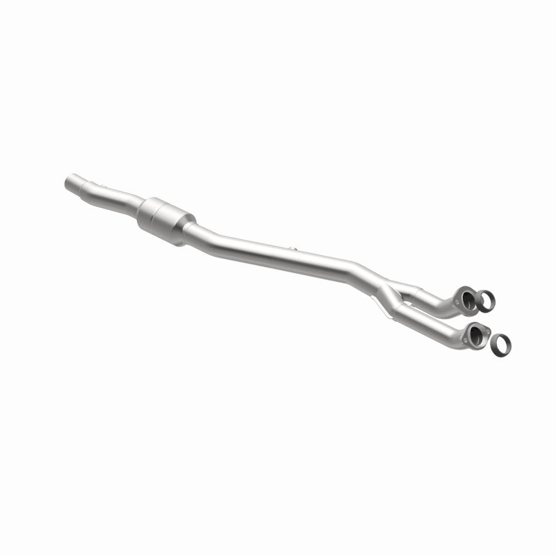 MagnaFlow BMW HM Grade Federal / EPA Compliant Direct-Fit Catalytic Converter 23306 360 Degree Image Set