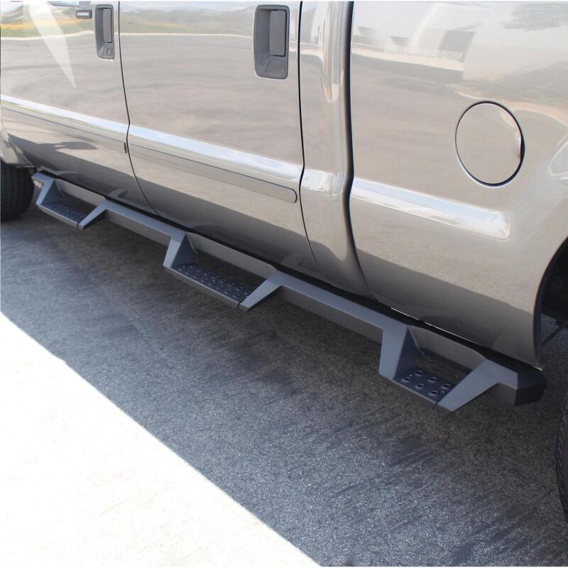 Westin HDX Drop Wheel-to-Wheel Nerf Step Bars 56-534015 Photo - Mounted