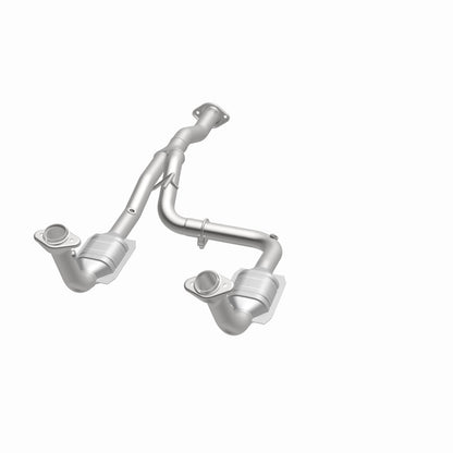 MagnaFlow Jeep Liberty HM Grade Federal / EPA Compliant Direct-Fit Catalytic Converter 23957 360 Degree Image Set
