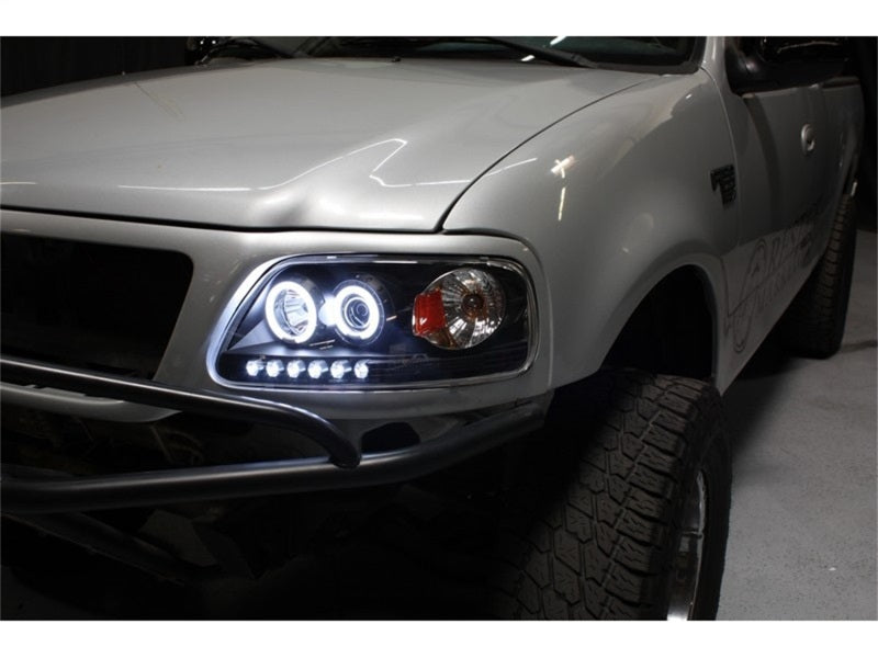 Spyder Ford F150 97-03/Expedition 97-02 1PC Projector - CCFL Halo LED Blk PRO-YD-FF15097-1P-CCFL-BK 5010292 5010292 Photo - Mounted