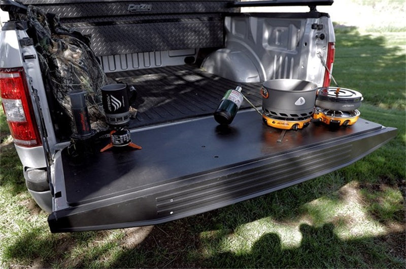 Dee Zee Manufacturing Polymer Tailgate Board 17-  Ford F250 DZZ284103 DZ284103 Photo - Mounted
