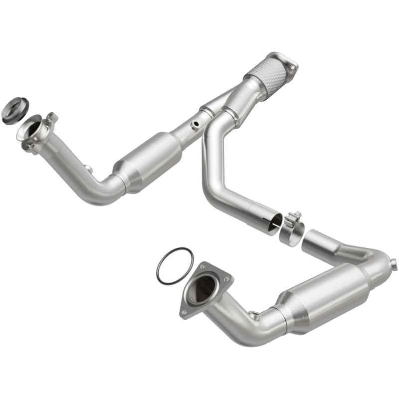 MagnaFlow California Grade CARB Compliant Direct-Fit Catalytic Converter 5451650 Photo - Primary