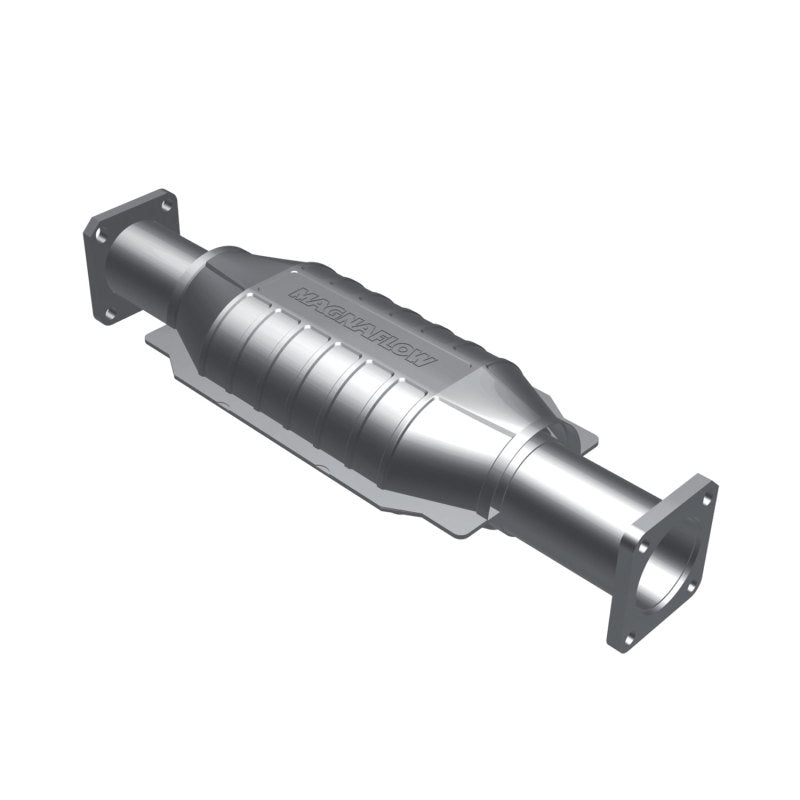 MagnaFlow Isuzu Standard Grade Federal / EPA Compliant Direct-Fit Catalytic Converter 23657 Photo - Primary