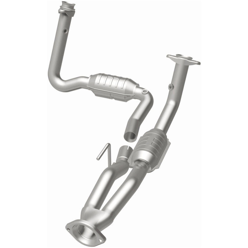 MagnaFlow Jeep OEM Grade Federal / EPA Compliant Direct-Fit Catalytic Converter 49444 Photo - out of package