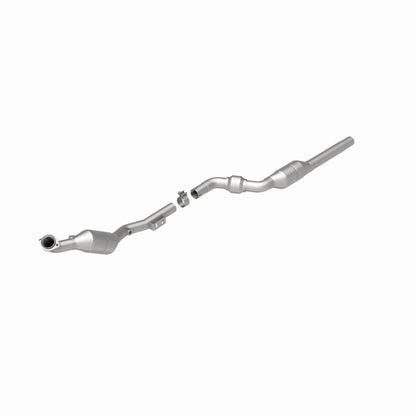 MagnaFlow Mercedes-Benz E320 California Grade CARB Compliant Direct-Fit Catalytic Converter 454041 360 Degree Image Set