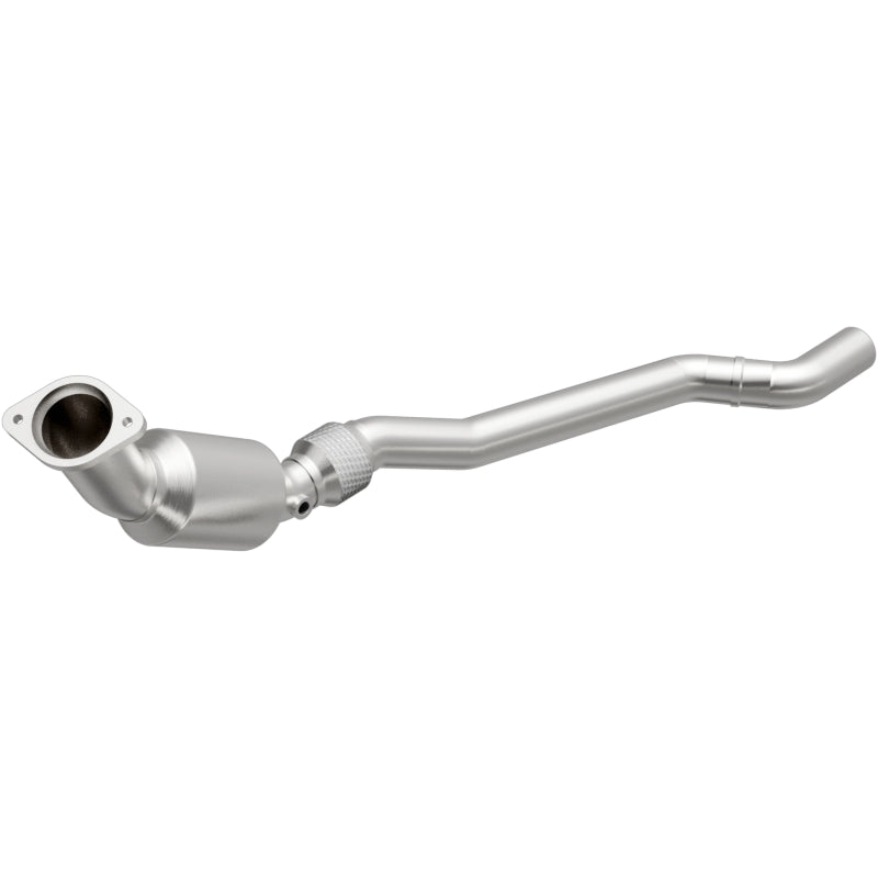 MagnaFlow California Grade CARB Compliant Direct-Fit Catalytic Converter 5561585 Photo - Primary