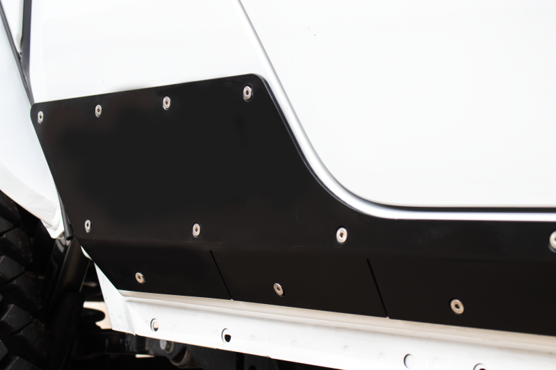 Fishbone Offroad 2018+ Jeep Gladiator JT Scale Armor FB23190 FB23190 Photo - lifestyle view