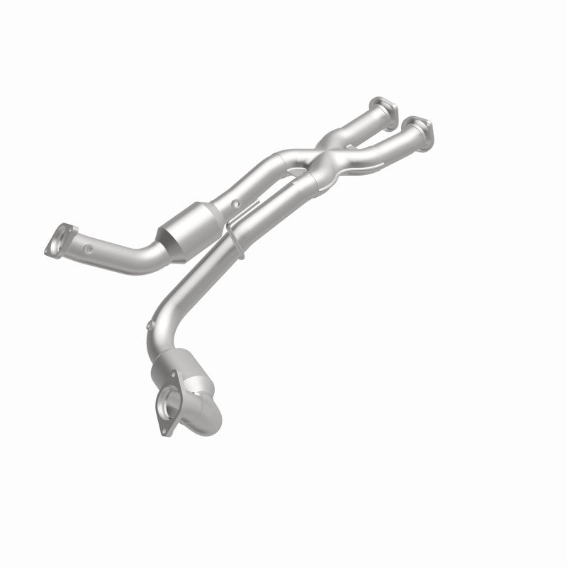 MagnaFlow Jeep Grand Cherokee OEM Grade Federal / EPA Compliant Direct-Fit Catalytic Converter 49046 360 Degree Image Set