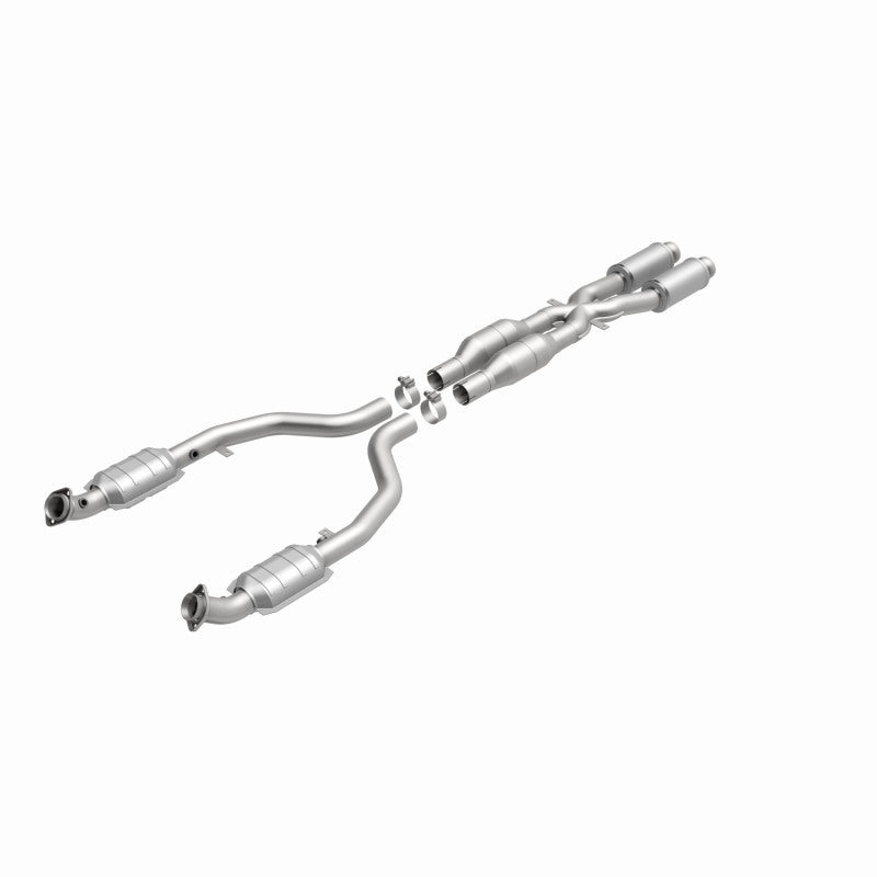 MagnaFlow BMW M3 California Grade CARB Compliant Direct-Fit Catalytic Converter 5411031 360 Degree Image Set