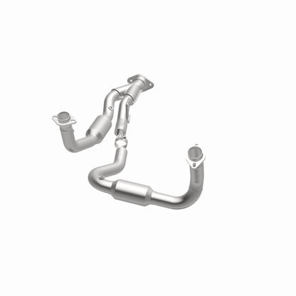 MagnaFlow Jeep Grand Cherokee OEM Grade Federal / EPA Compliant Direct-Fit Catalytic Converter 49686 360 Degree Image Set