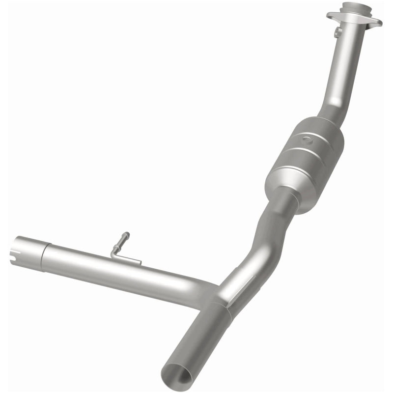 MagnaFlow Ford F-150 California Grade CARB Compliant Direct-Fit Catalytic Converter 4551410 Photo - out of package