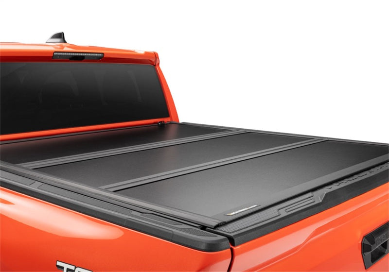 Undercover 16-23 Toyota Tacoma (Will Not Work w/Tie Down Cleats) 74.4in. Bed Select Bed Cover SL44015 SL44015 Photo - Mounted