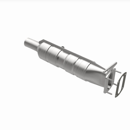 Magnaflow 09-19 Ford F53 V10 6.8L Underbody 6.8L Direct Fit Catalytic Converter 280435 280435 360 Degree Image Set