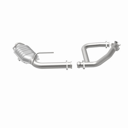 MagnaFlow Standard Grade Federal / EPA Compliant Direct-Fit Catalytic Converter 93360 360 Degree Image Set