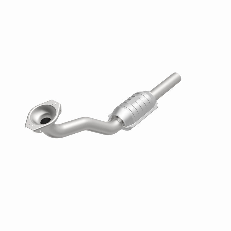 MagnaFlow Volkswagen Standard Grade Federal / EPA Compliant Direct-Fit Catalytic Converter 22924 360 Degree Image Set