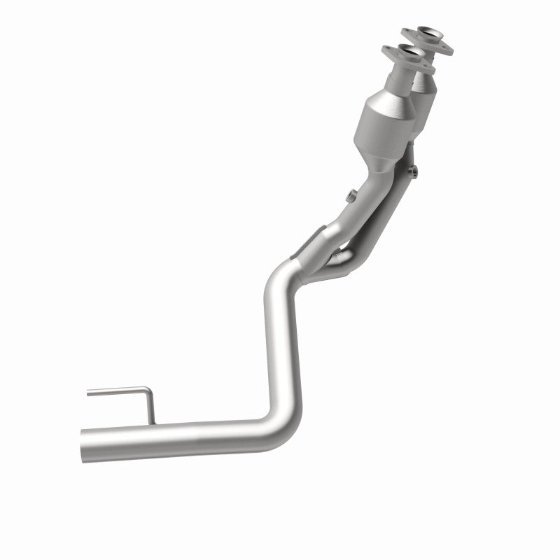 MagnaFlow Jeep Cherokee HM Grade Federal / EPA Compliant Direct-Fit Catalytic Converter 24997 360 Degree Image Set