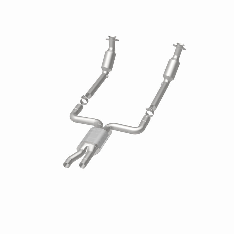 MagnaFlow California Grade CARB Compliant Direct-Fit Catalytic Converter 4561082 360 Degree Image Set