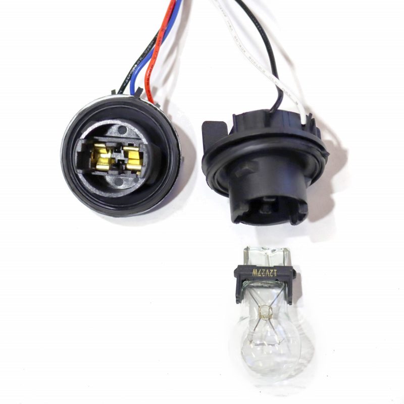 AlphaRex 18-20 Ford F-150 Wiring Adapter OEM to AlphaRex Taillight Converter (Req 18-20 Ford F-150) 652200 652200 User 2