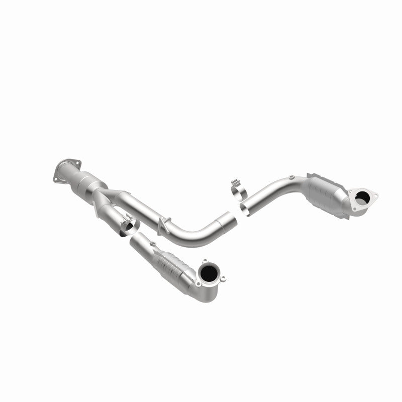 MagnaFlow OEM Grade Federal / EPA Compliant Direct-Fit Catalytic Converter 51812 360 Degree Image Set
