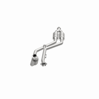 MagnaFlow Mercedes-Benz California Grade CARB Compliant Direct-Fit Catalytic Converter 444059 360 Degree Image Set