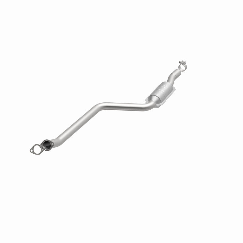 MagnaFlow BMW 530xi OEM Grade Federal / EPA Compliant Direct-Fit Catalytic Converter 52480 360 Degree Image Set