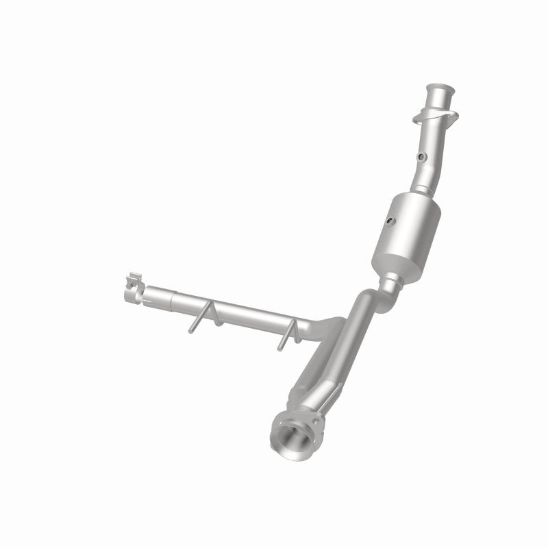 Magnaflow 18-20 Ford F-150 V6 3.3L Right Underbody Direct-Fit Catalytic Converter 280224 280224 360 Degree Image Set