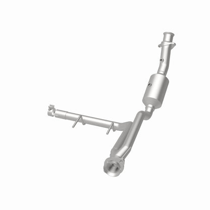 Magnaflow 18-20 Ford F-150 V6 3.3L Right Underbody Direct-Fit Catalytic Converter 280224 280224 360 Degree Image Set