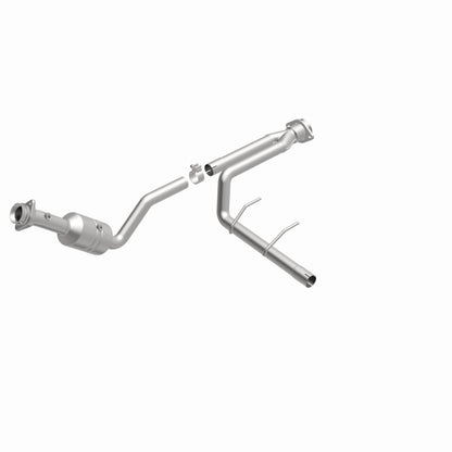 MagnaFlow Ford F-150 OEM Grade Federal / EPA Compliant Direct-Fit Catalytic Converter 52156 360 Degree Image Set