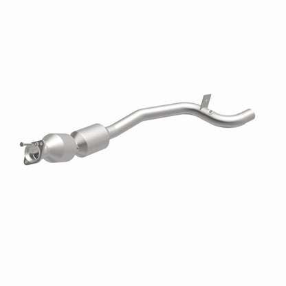 MagnaFlow Land Rover OEM Grade Federal / EPA Compliant Direct-Fit Catalytic Converter 21-608 360 Degree Image Set