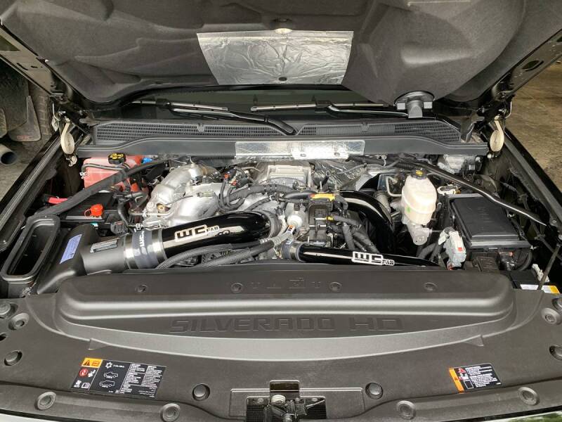 Wehrli 17-19 Chevrolet 6.6L L5P Duramax 4in Intake Pipe (Use w/OEM Air Box) - Shocker Yellow WCF100709-SY WCF100709-SY User 2
