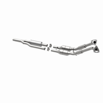 MagnaFlow Audi TT Quattro OEM Grade Federal / EPA Compliant Direct-Fit Catalytic Converter 49716 360 Degree Image Set