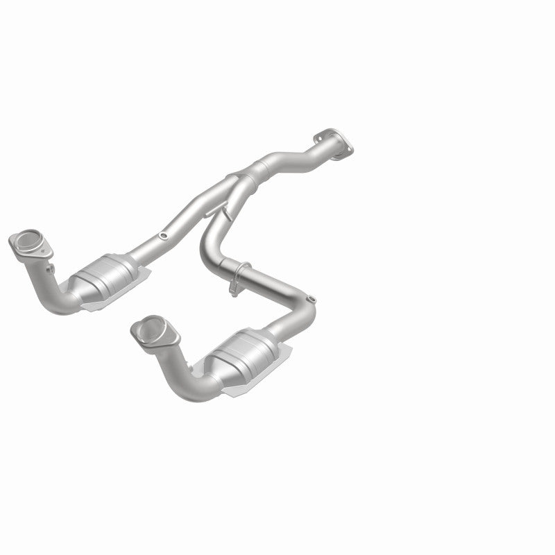 MagnaFlow Jeep Liberty HM Grade Federal / EPA Compliant Direct-Fit Catalytic Converter 23957 360 Degree Image Set