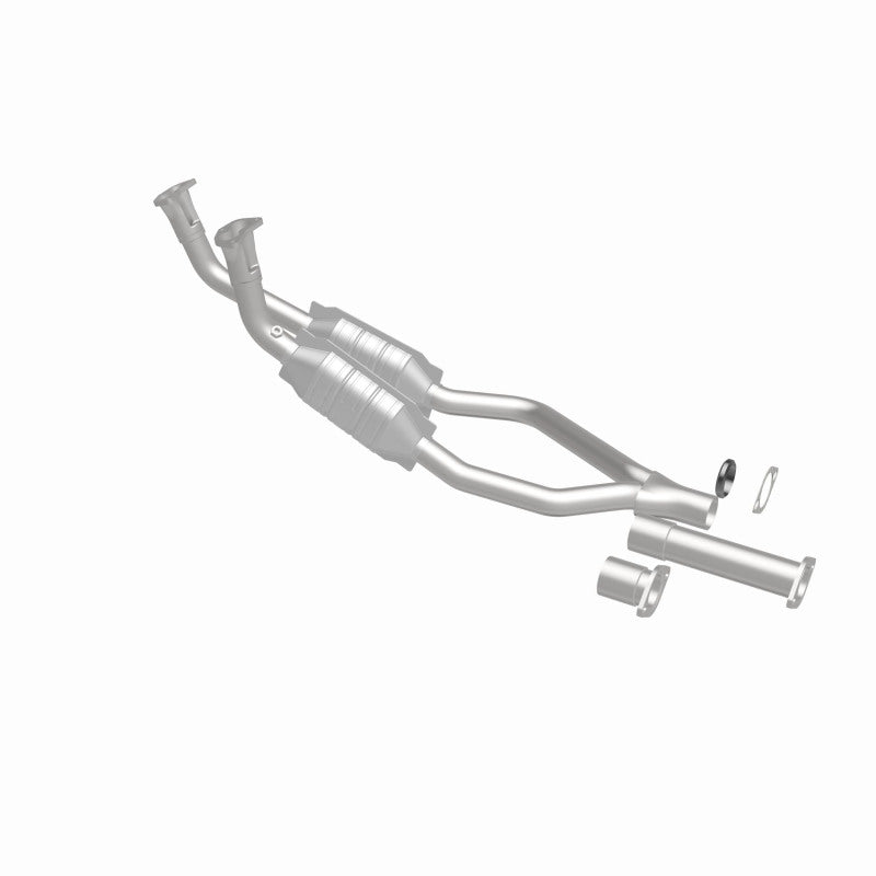 MagnaFlow Land Rover Range Rover Standard Grade Federal / EPA Compliant Direct-Fit Catalytic Converter 23821 360 Degree Image Set
