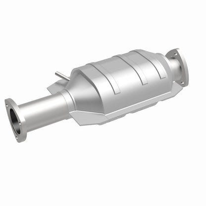 MagnaFlow Alfa Romeo Standard Grade Federal / EPA Compliant Direct-Fit Catalytic Converter 23504 360 Degree Image Set