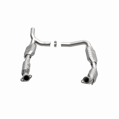 MagnaFlow Ford OEM Grade Federal / EPA Compliant Direct-Fit Catalytic Converter 51640 360 Degree Image Set