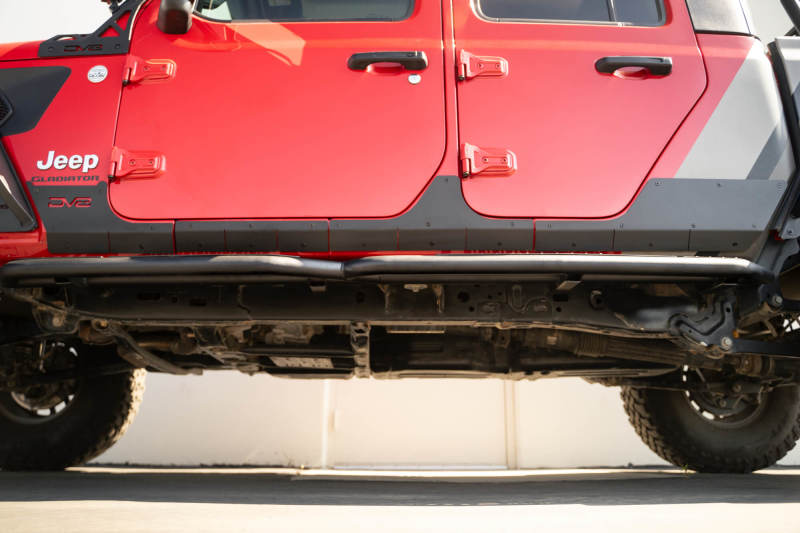 DV8 Offroad 20-23 Jeep Gladiator JT Body/Pinch Weld Mounted Step SRGL-08 SRGL-08 Photo - Unmounted
