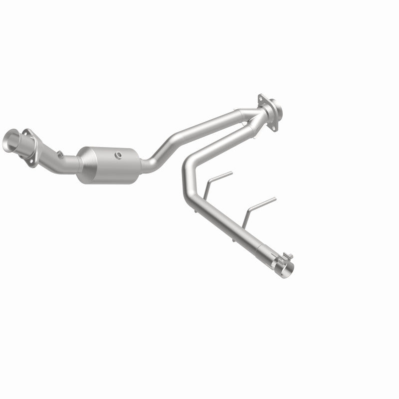 Magnaflow 18-20 Ford F-150 V6 3.3L Right Underbody Direct-Fit Catalytic Converter 280224 280224 360 Degree Image Set
