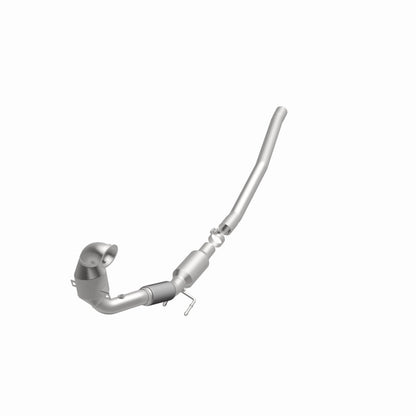 MagnaFlow Audi A3 Quattro OEM Grade Federal / EPA Compliant Direct-Fit Catalytic Converter 21-580 360 Degree Image Set