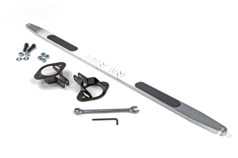 Dinan DNN Tower Braces Suspension Strut Bars main image