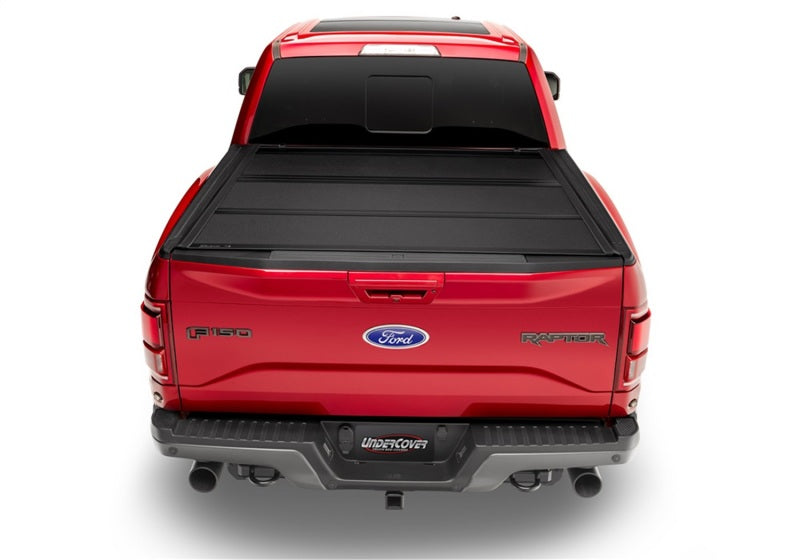 Undercover Tonneau Cover AX82000 Photo - Mounted
