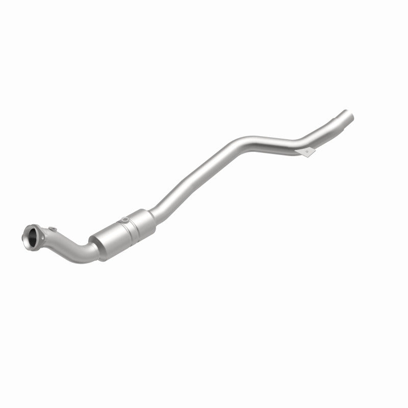 MagnaFlow OEM Grade Federal / EPA Compliant Direct-Fit Catalytic Converter 52100 360 Degree Image Set