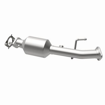 MagnaFlow Nissan NV200 OEM Grade Federal / EPA Compliant Direct-Fit Catalytic Converter 52690 360 Degree Image Set