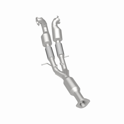 MagnaFlow Volvo S80 OEM Grade Federal / EPA Compliant Direct-Fit Catalytic Converter 52160 360 Degree Image Set