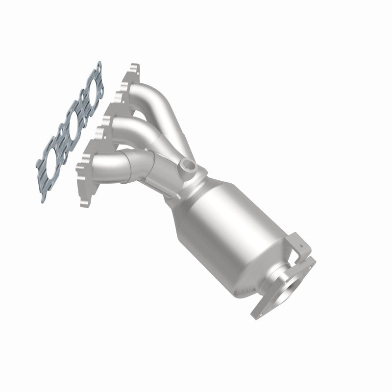 MagnaFlow Volvo XC90 OEM Grade Federal / EPA Compliant Manifold Catalytic Converter 52131 360 Degree Image Set