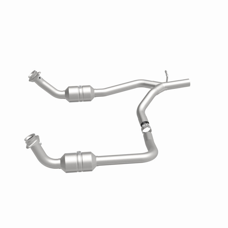 MagnaFlow Ford OEM Grade Federal / EPA Compliant Direct-Fit Catalytic Converter 52153 360 Degree Image Set