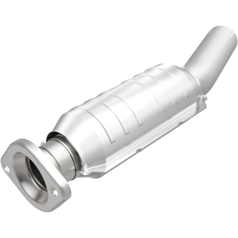 MagnaFlow Toyota RAV4 OEM Grade Federal / EPA Compliant Direct-Fit Catalytic Converter 49749 Photo - Primary