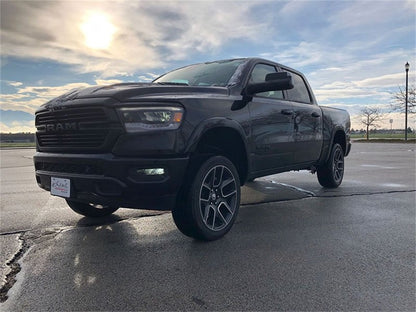 Tuff Country 19-23 Dodge Ram 1500 4X4 3.5in Uni-Ball Lift Kit (New Body Style) SX8000 Shocks 33506KN 33506KN Photo - Mounted