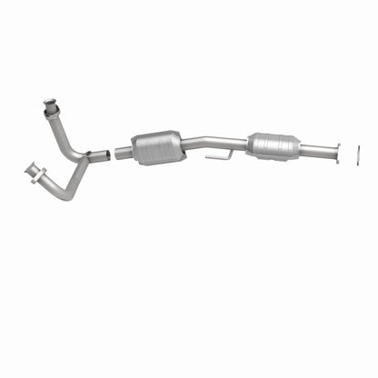 MagnaFlow Ford Aerostar HM Grade Federal / EPA Compliant Direct-Fit Catalytic Converter 93304 360 Degree Image Set